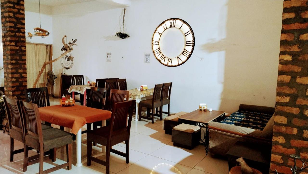 Rangbaari Stays & Cafe Jodhpur  Exteriör bild