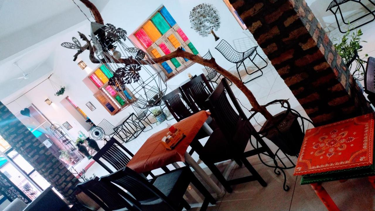 Rangbaari Stays & Cafe Jodhpur  Exteriör bild